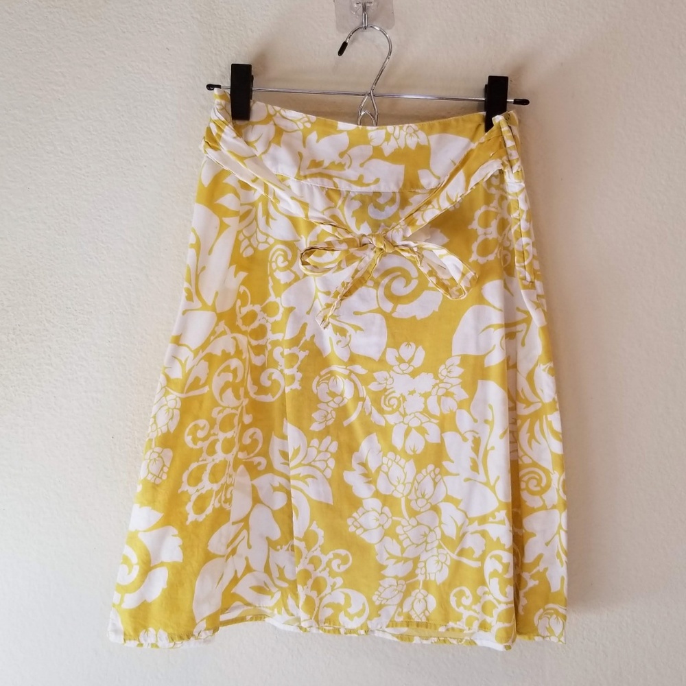 SOLD! H&M Yellow and White Floral Tie-Waist Skirt